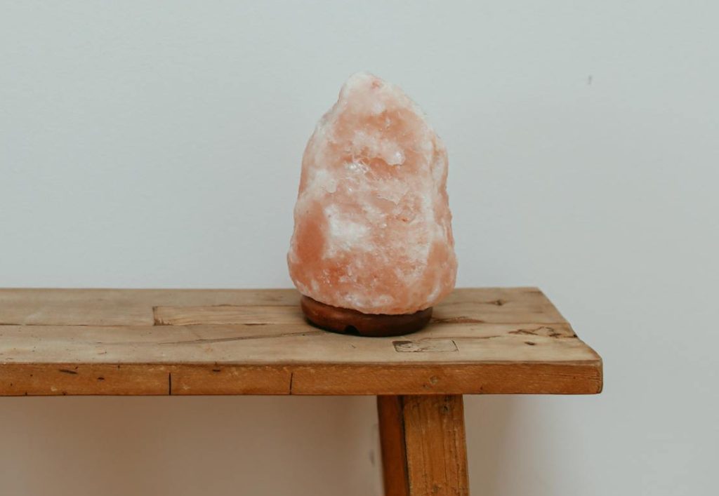 Himalayan Salt Lamp Warning 8 Dangers and Drawbacks