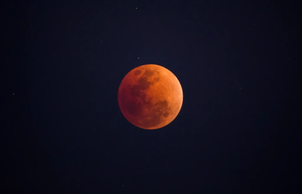 Red Moon